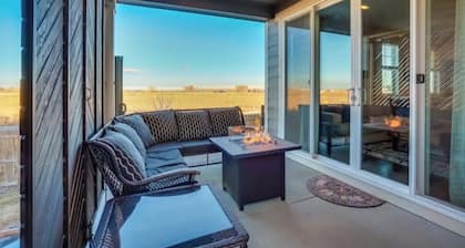Spacious 4-bedroom house in charming Brighton w/WiFi, AC.
