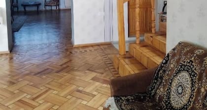 Airport to Echmiadzin Guest House