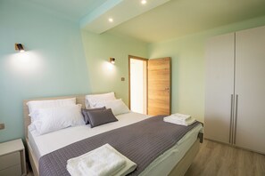 2 bedrooms, iron/ironing board, travel crib, free WiFi - ADRIATIC BAY APARTMENT - ISTRA (Piran)