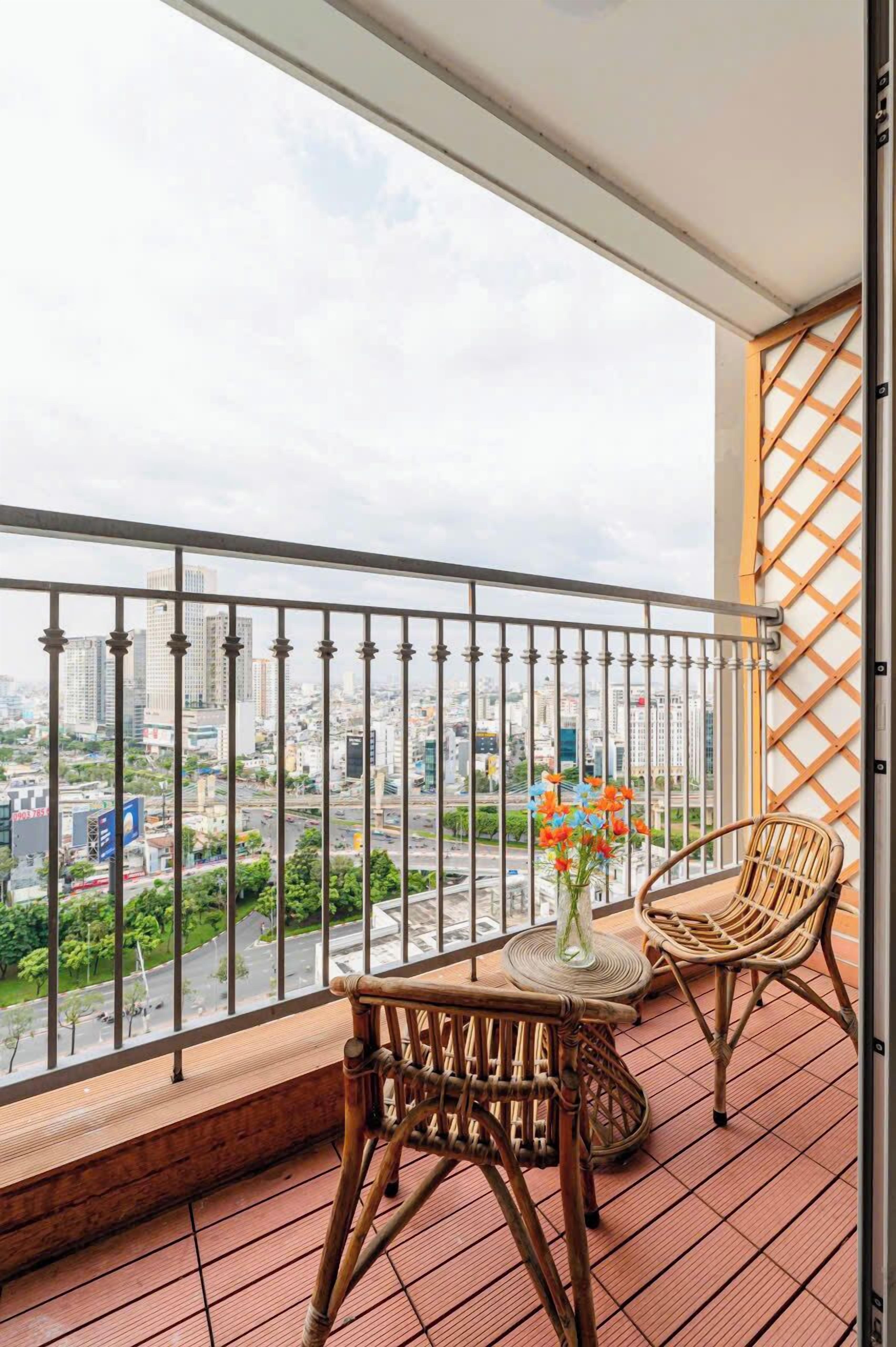 Appartement, 3 chambres, balcon, vue sur la ville | Terrasse/patio