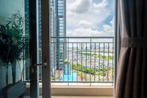 Apartamento, 3 habitaciones, balcón, vistas al parque | Vistas del balcón