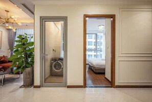 Apartment, 2 Bedrooms, Balcony, City View | Living area