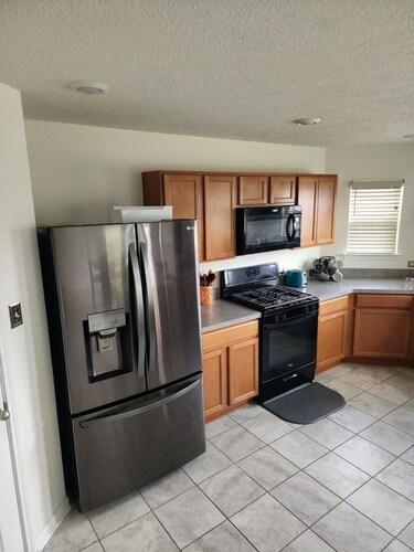 Charming Family Friendly 3 bedroom home in NW Houston