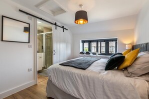 2 bedrooms, iron/ironing board, free WiFi, bed sheets - 2 Bed in Harracott (oc-a29832) (Harracott)