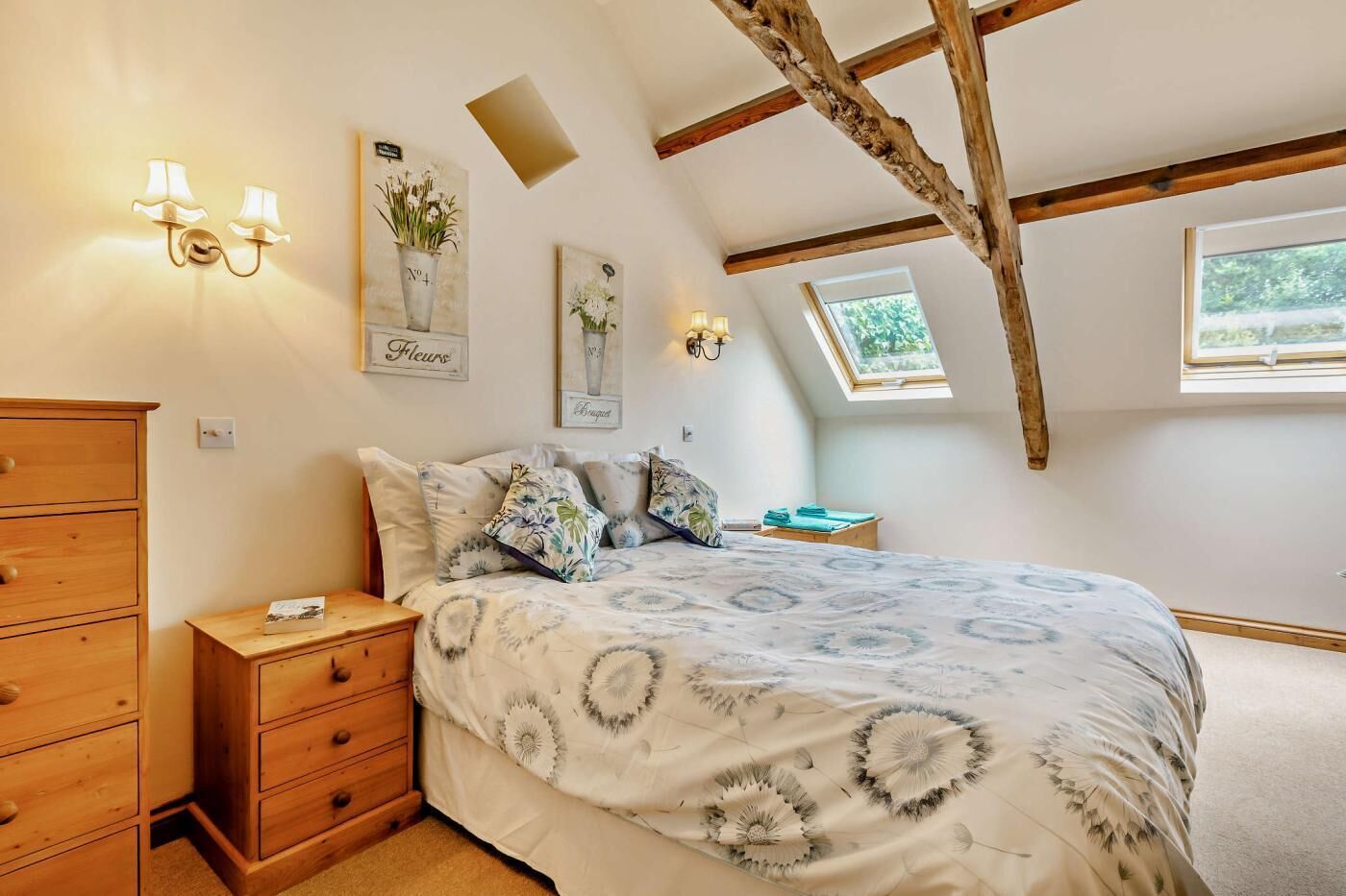 2 Schlafzimmer, Bügeleisen/Bügelbrett, Reisekinderbett, kostenloses WLAN