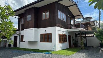 Bagian depan properti