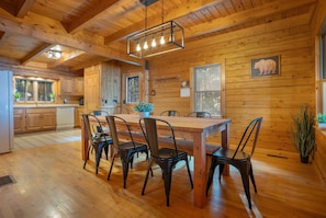 Dining - Lake front, hot tub, kayak, paddle board, Dogs, Mount Desert Island, Bar Harbor! (Mariaville)