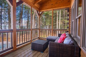 Property grounds - Lake front, hot tub, kayak, paddle board, Dogs, Mount Desert Island, Bar Harbor! (Mariaville)