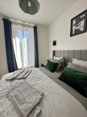 2 間睡房、熨斗/熨衫板、Wi-Fi、床單