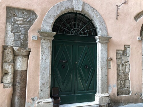 Apartment in the Borgo