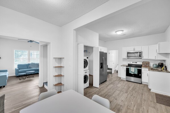 Interior - Quiet Family Home - Downtown, Pet Friendly, 4 Beds (Raleigh)