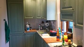 Kühlschrank, Ofen, Herdplatte, Geschirrspüler