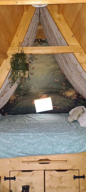 1 habitación y ropa de cama 