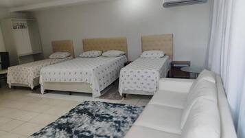 Suíte estúdio família | Wi-Fi de cortesia