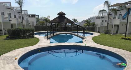 Increíble casa con alberca y jacuzzi privado en Cuautla, Morelos