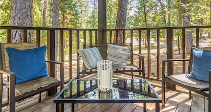 COUNTRY LAKE RETREAT. New on the market! Special rate. Book now.