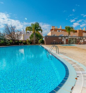 Pool - Cabanas Gardens - 1 Bedroom Apartment with pool (Cabanas de Tavira)