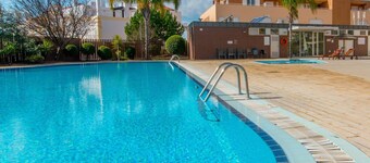 Cabanas Gardens - Studio Penthouse with pool view