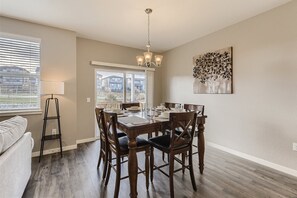 تناول الطعام