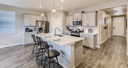 Cozy Ranch-Style Retreat Spacious & Serene