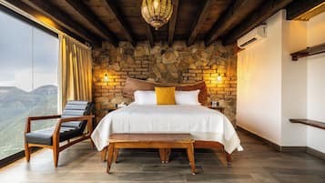Luxury Room, Mountain View | In-room safe, free WiFi, bed sheets