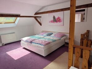 1 habitación, escritorio, cuna de viaje y wifi gratis 
