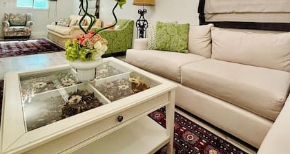 Luxury Arrawdah Apartment Jeddah