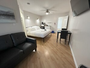 1 chambre, bureau, Wi-Fi, draps fournis