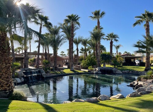 Cozy Casita in enjoyable Coachella with AC, fitness room, WiFi, Peacefulness…