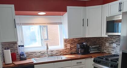 1-bedroom condo next to Chicago Midway International Airport