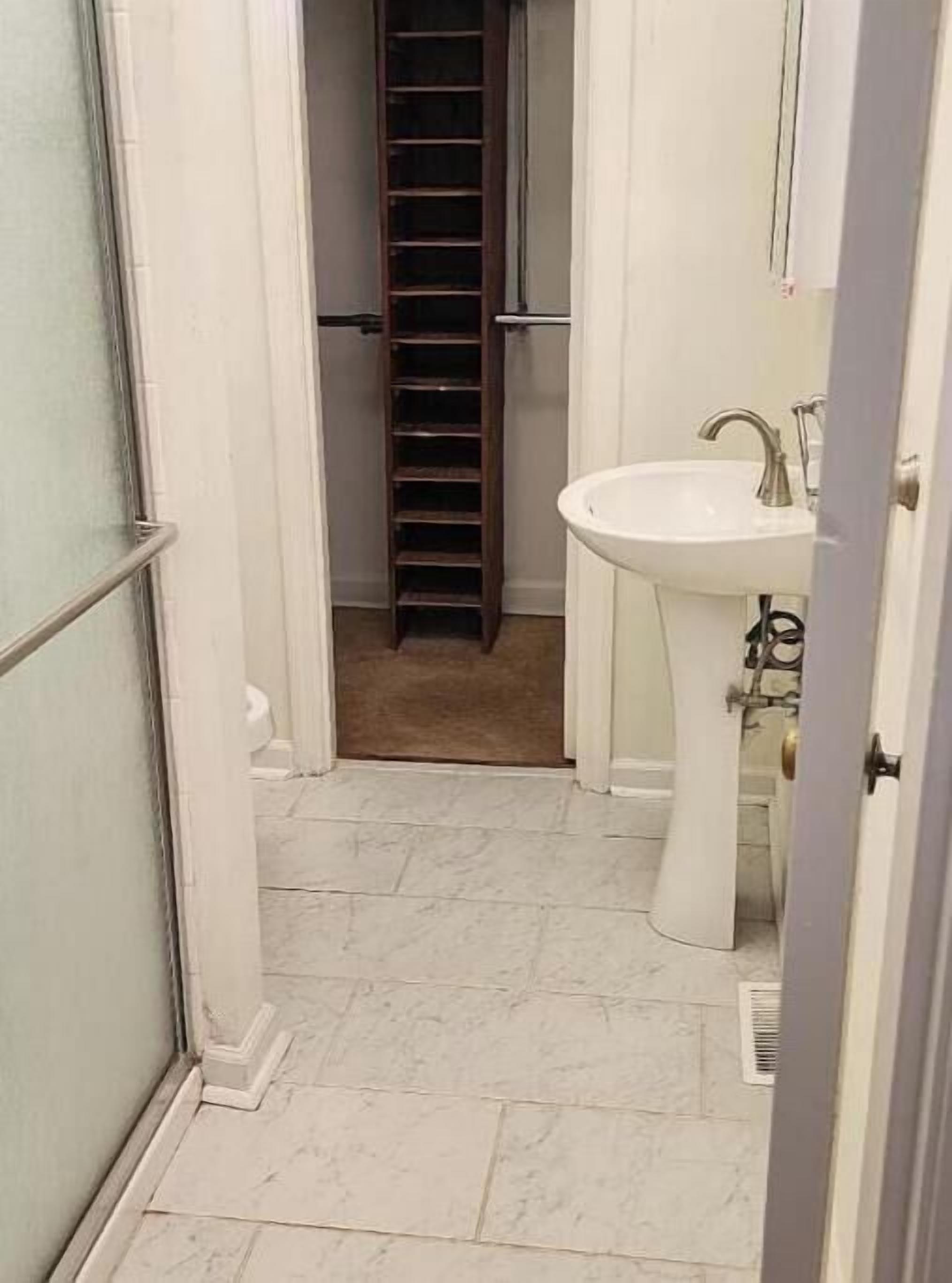 Shower, towels, soap, shampoo