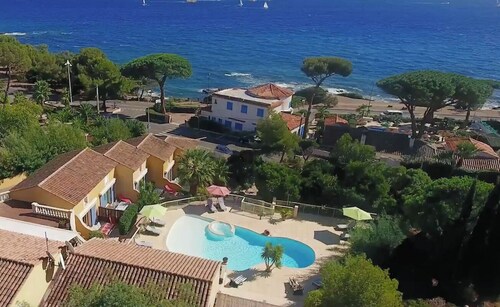 Heated pool - Gulf of St Tropez