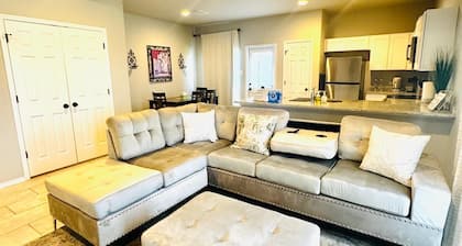 Gorgeous, Brand New 3-Bedrooms Home Near SeaWorld & Lackland Air Force Base.