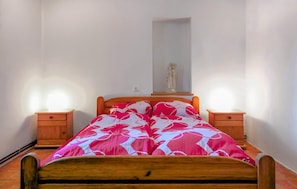 2 bedrooms, free WiFi