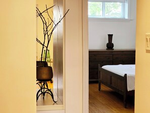 2 室のベッドルーム、アイロン / アイロン台、WiFi、ベッドシーツ