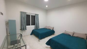 Apartment, 3 Bedrooms, Smoking | 4 bedrooms