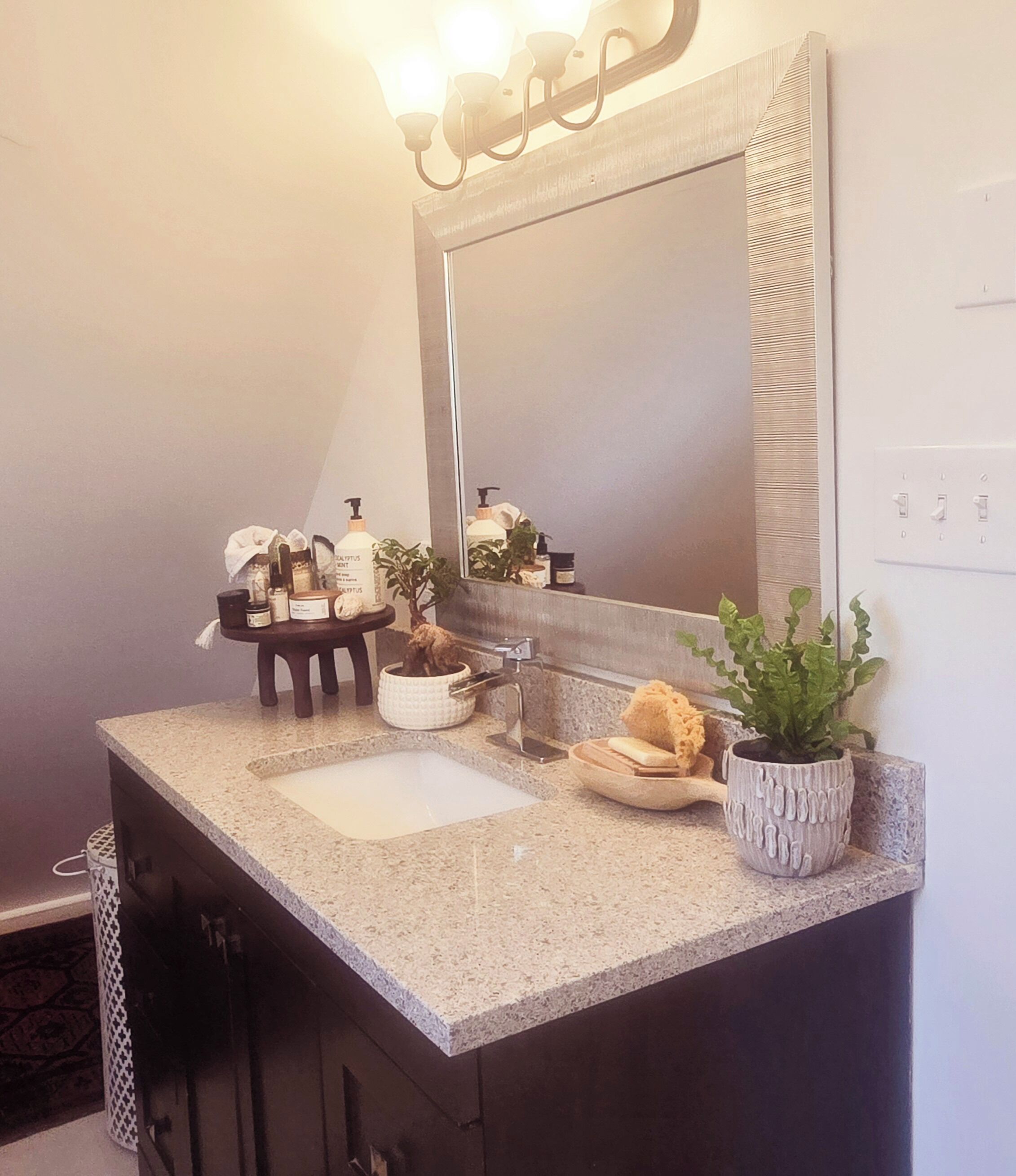 Shower, jetted tub, hair dryer, towels