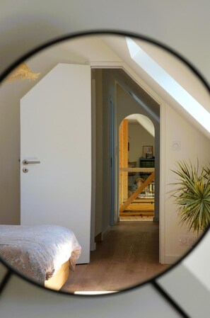5 bedrooms, iron/ironing board, free WiFi, bed sheets - Villa SEA & swimming pool CALM (Plonéour-Lanvern)