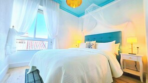 2 bedrooms, iron/ironing board, WiFi, bed sheets - Lujosos Apartamentos Royal Oropesa en Primera Línea de mar (Oropesa)