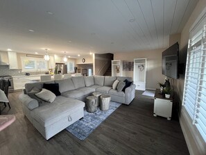 TV connectée, cheminée