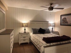 2 habitaciones, cuna de viaje, wifi gratis y ropa de cama