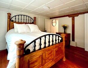 2 quartos, ferros/tábuas de passar roupa, Wi-Fi, roupa de cama