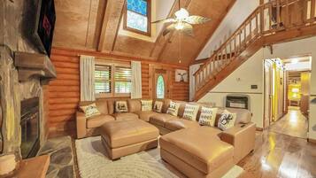 Smart TV, lareira, escritórios