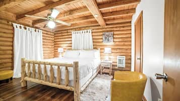 3 quartos, cofres nos quartos, escrivaninha