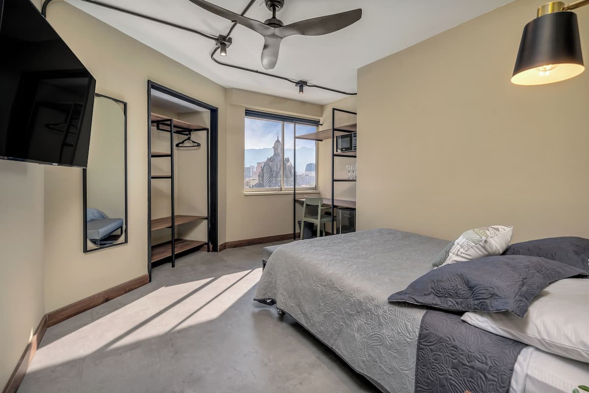 Loft, City View (830) | 1 bedroom, desk, laptop workspace, free WiFi
