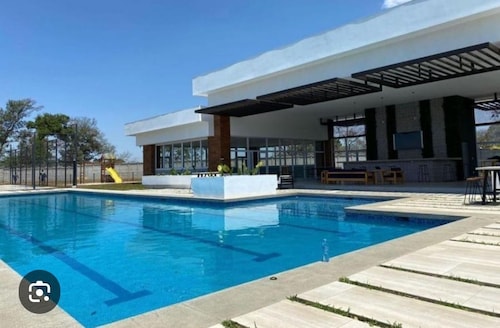 Fabulous apartment in zone 16 near Cayala and American embassy.