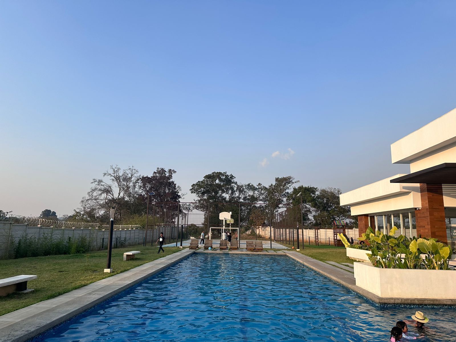 Pool