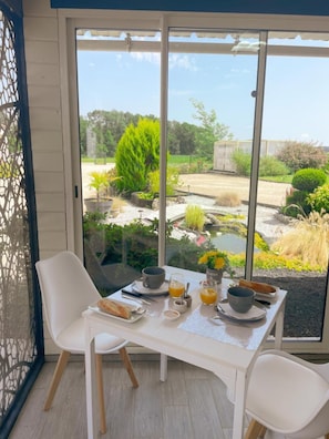 Desayuno continental incluido todos los días 