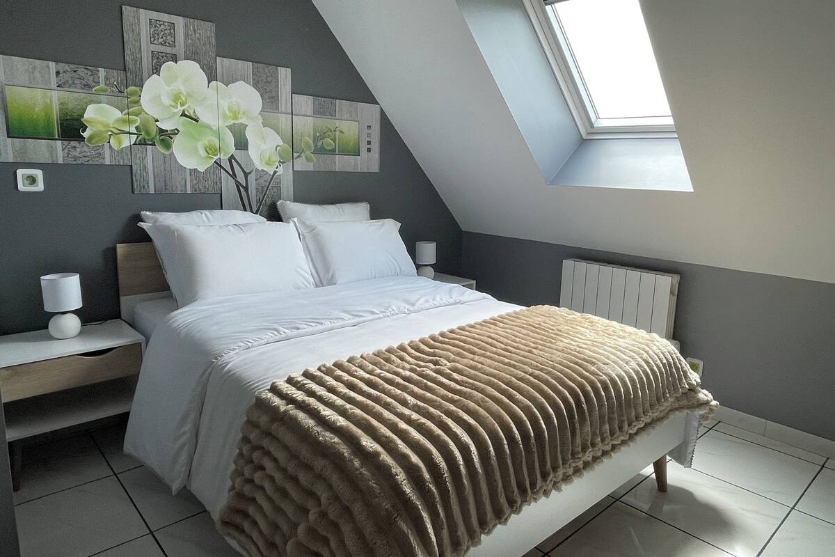 Premium bedding, laptop workspace, free WiFi, individually decorated