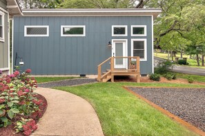 Exterior - Modern Asheville home_brand new! Your perfect mountain getaway awaits! 
 (Asheville)
